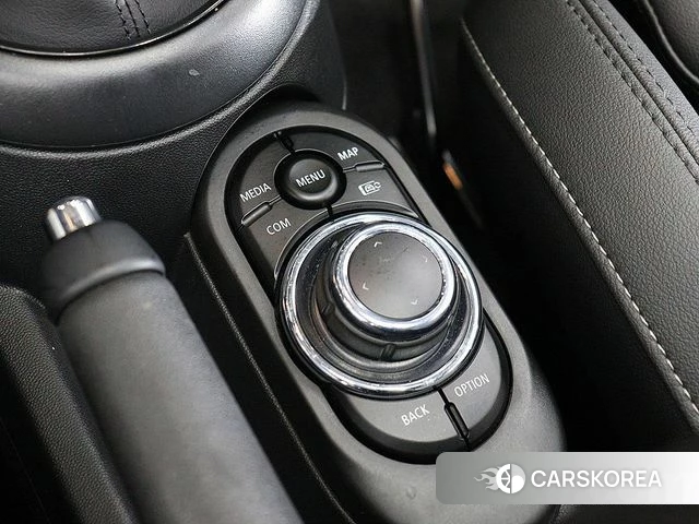 Mini Cooper 2022 Черный из Кореи, фото 2