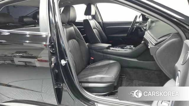 Hyundai Sonata (DN8) 2019 Черный из Кореи, фото 2