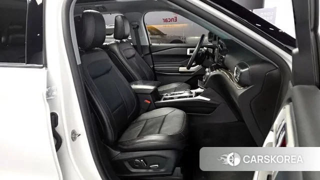 Ford Explorer 6th Generation 2020 Белый из Кореи, фото 2