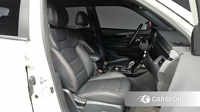 Ssangyong Beautiful Korando 2021 Белый из Кореи, фото 2