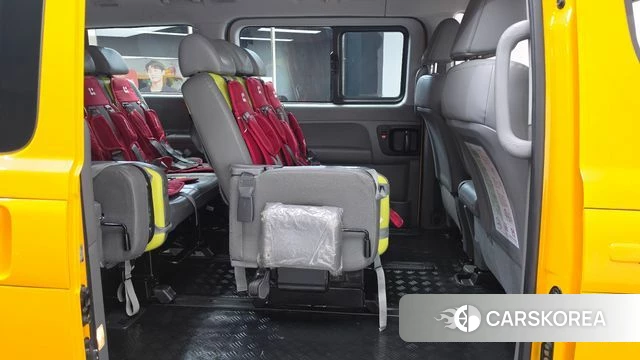 Hyundai The New Grand Starex 2021 Желтый из Кореи, фото 2