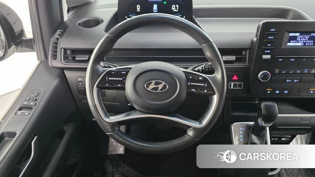 Hyundai Staria 2022 Белый из Кореи, фото 2