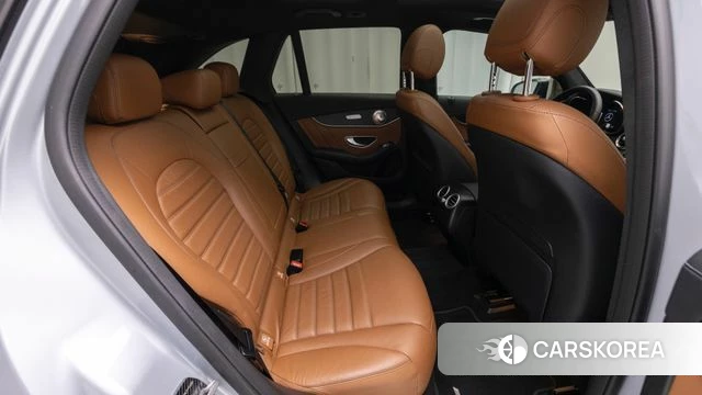 Mercedes-Benz GLC-Class X253 2022 Серебряный из Кореи, фото 2