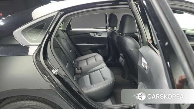 Kia The New K3 2nd generation 2022 Черный из Кореи, фото 2