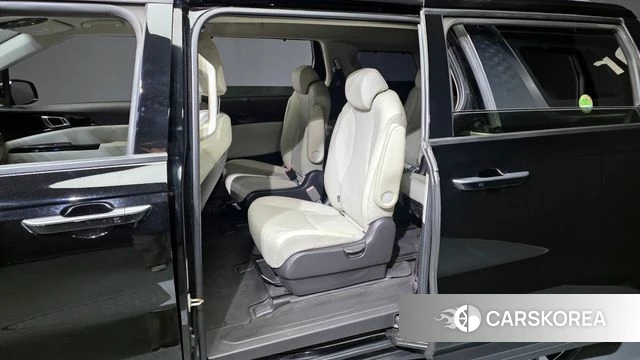 Kia Carnival 4th generation 2020 Черный из Кореи, фото 2