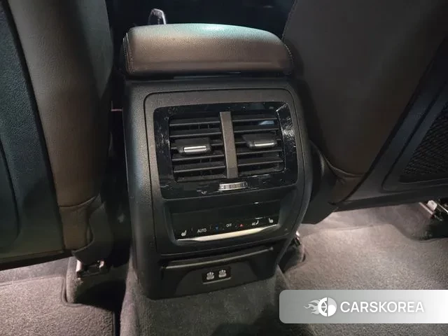 BMW X3 (G01) 2021 Белый из Кореи, фото 2