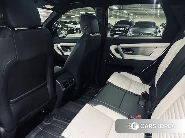 Land Rover Discovery Sports 2nd Generation 2024 Серебряный из Кореи, фото 2