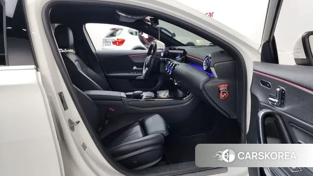 Mercedes-Benz A-Class W177 2022 Белый из Кореи, фото 2