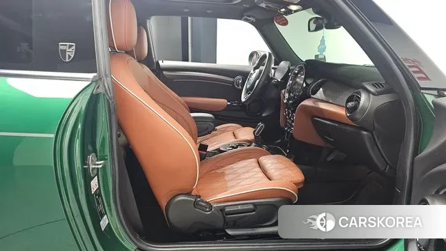 Mini Cooper 2021 Зеленый из Кореи, фото 2