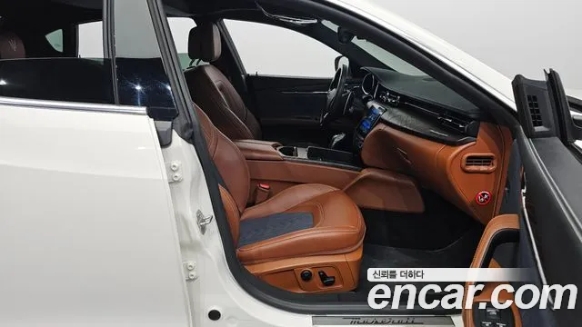 Maserati Quattroporte 2019 Белый из Кореи, фото 2