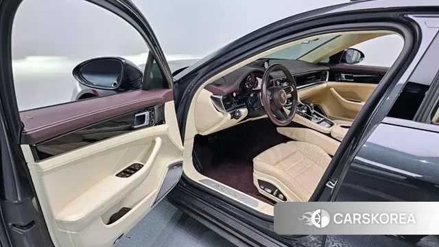 Porsche Panamera (971) 2021 Серый из Кореи, фото 2