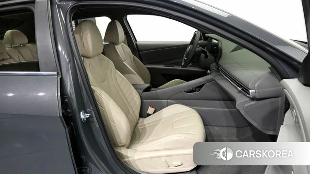 Hyundai The New Avante (CN7) 2024 Серый из Кореи, фото 2