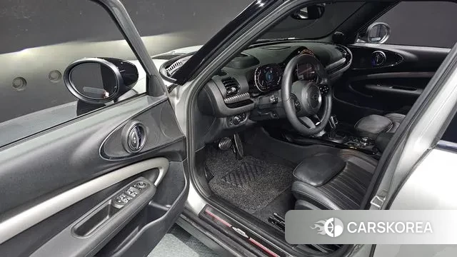 Mini Cooper S Clubman 2023 Серебристо-серый из Кореи, фото 2