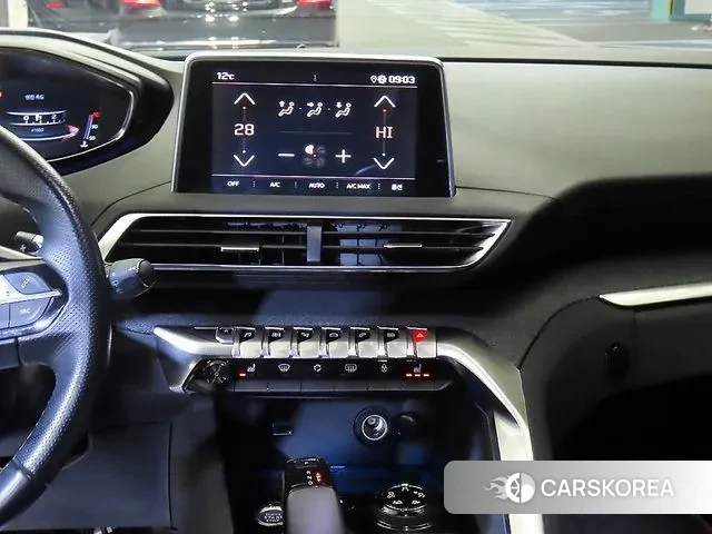 Peugeot 5008 second generation 2019 Белый из Кореи, фото 2