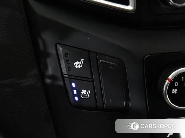 Hyundai The New Grand Starex 2021 Белый из Кореи, фото 2