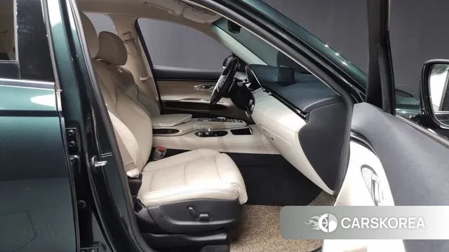 Genesis GV70 2021 Темно-зеленый из Кореи, фото 2