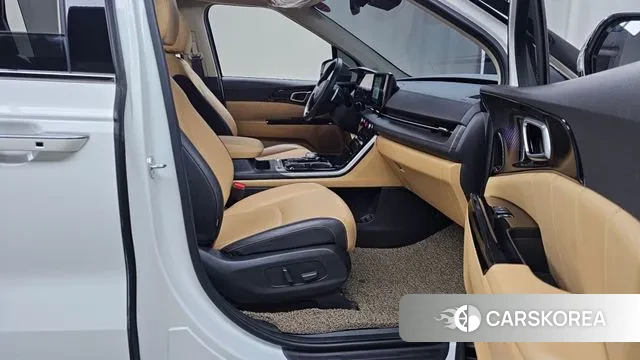 Kia Carnival 4th generation 2023 Белый из Кореи, фото 2