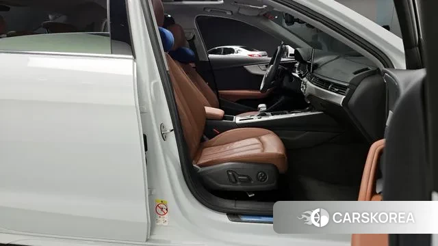 Audi A4 (B9) 2021 Белый из Кореи, фото 2