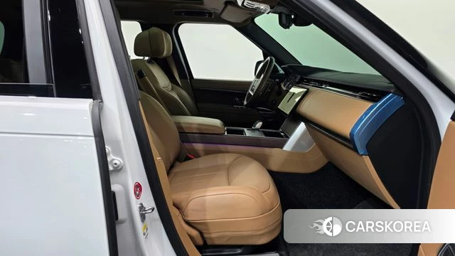 Land Rover Range Rover 5th Generation 2025 Белый из Кореи, фото 2