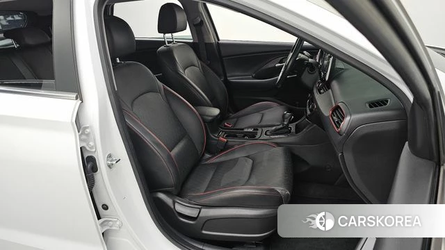 Hyundai i30 (PD) 2018 Белый из Кореи, фото 2