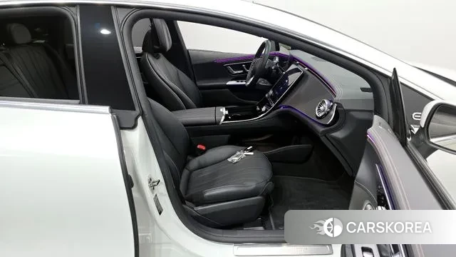 Mercedes-Benz EQE V295 2023 Белый из Кореи, фото 2