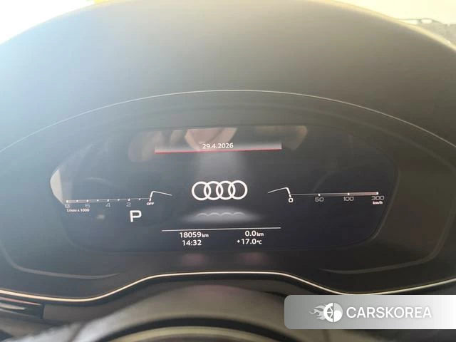 Audi A4L 2023 Темно-серый из Китая, фото 2