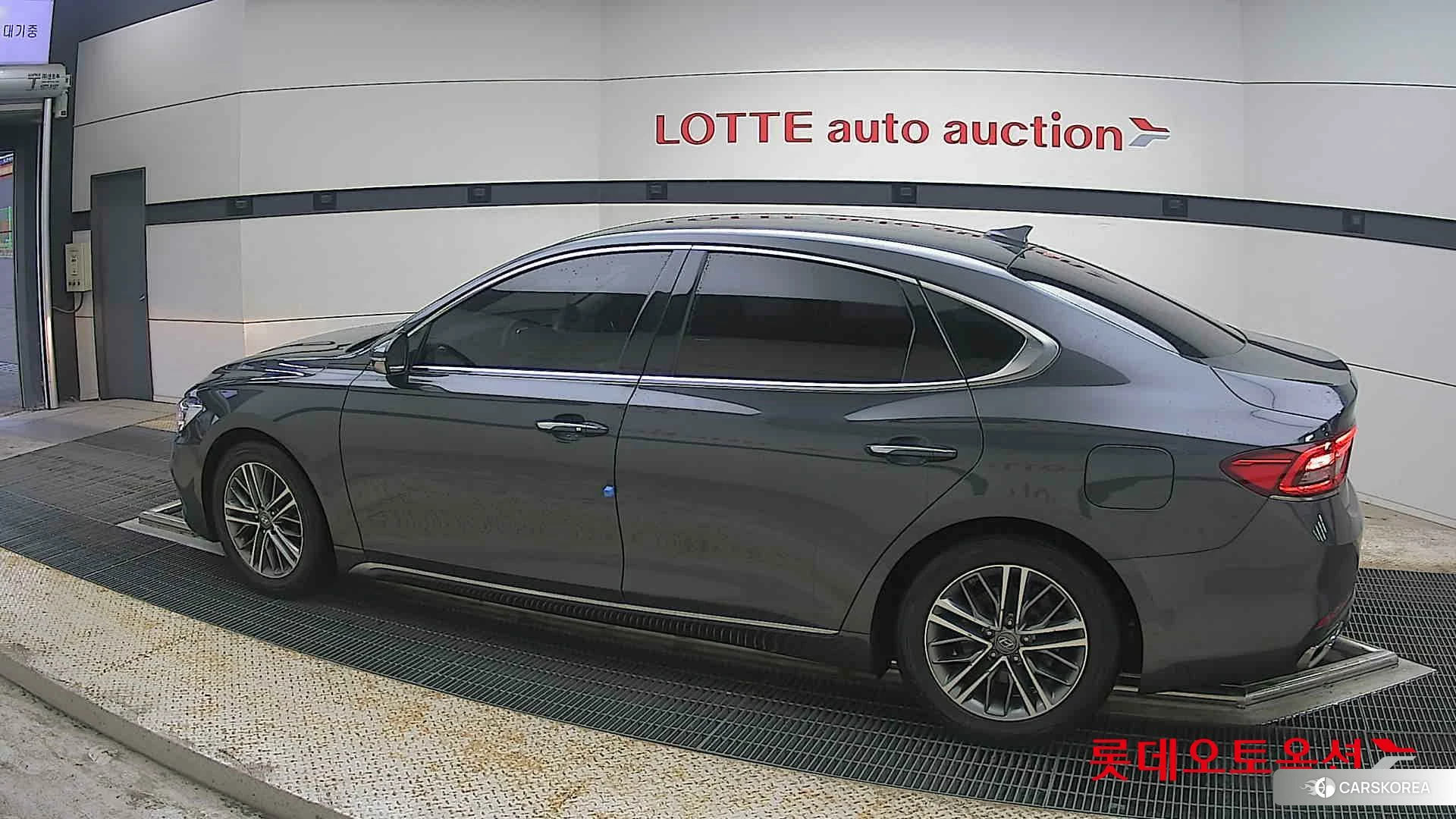 Hyundai Grandeur 2019 Nocturne Gray из Кореи, фото 2