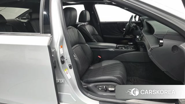 Lexus LS500 5th generation 2018 Серебряный из Кореи, фото 2