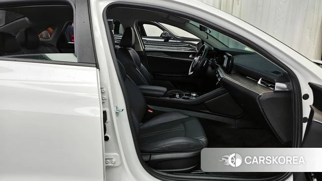 Kia K5 3rd generation 2021 Белый из Кореи, фото 2