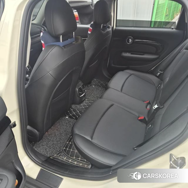 Mini Cooper Clubman 2021 Белый из Кореи, фото 2