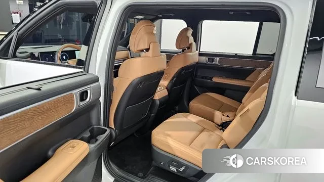 Hyundai Santa Fe (MX5) 2023 Белый из Кореи, фото 2