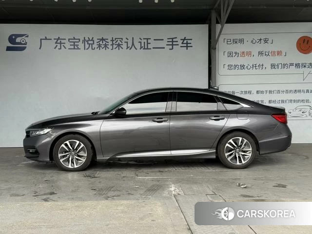 Honda Accord 2021 Серебристо-серый из Китая, фото 2