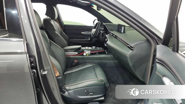 Genesis GV70 2021 Серый из Кореи, фото 2