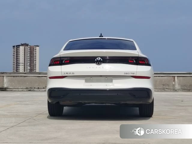 Volkswagen Lingdu 2023 Белый из Китая, фото 2