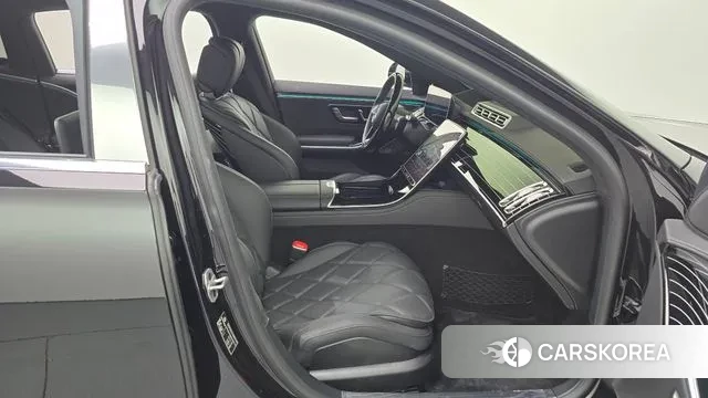 Mercedes-Benz S-Class W223 2024 Черный из Кореи, фото 2