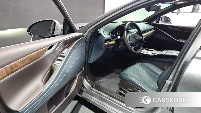 Genesis G80 (RG3) 2022 Серебристо-серый из Кореи, фото 2
