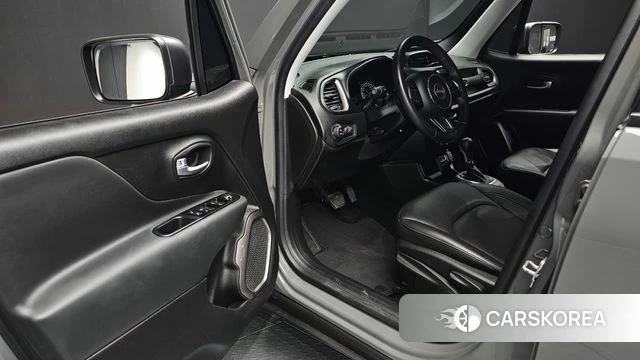 Jeep Renegade 2021 Серебристо-серый из Кореи, фото 2