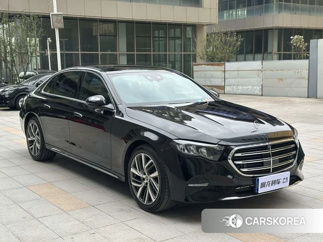 Mercedes-Benz E-class 2025 Черный из Китая, фото 2