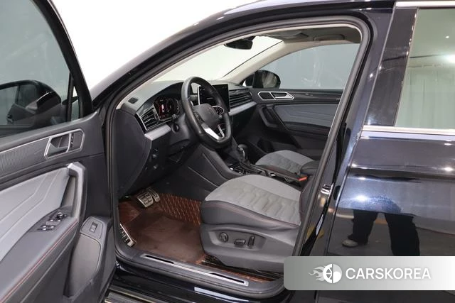 Volkswagen Tiguan X 2022 Черный из Китая, фото 2