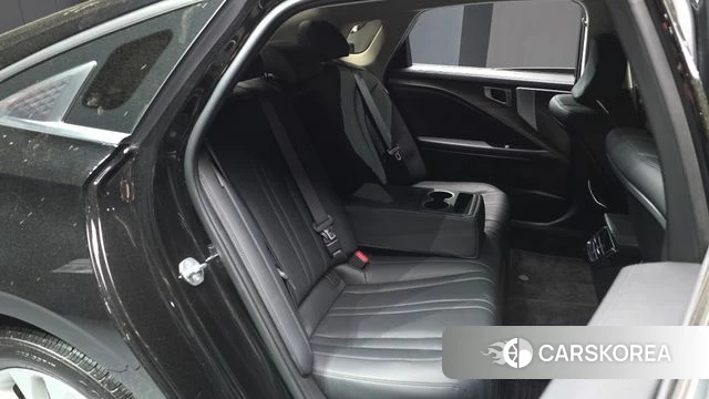 Kia K8 2024 Черный из Кореи, фото 2