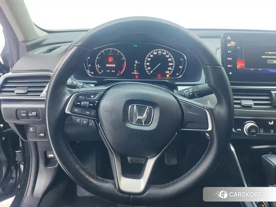Honda Accord 2022 Silver/gray из Китая, фото 2