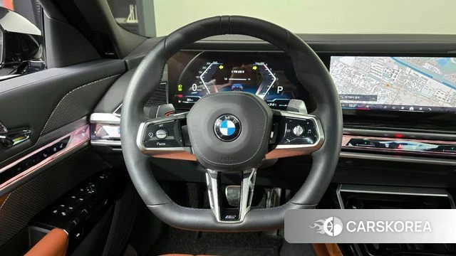 BMW 7 Series (G70) 2025 Черный из Кореи, фото 2