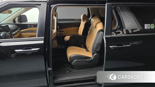 Kia Carnival 4th generation 2023 Черный из Кореи, фото 2