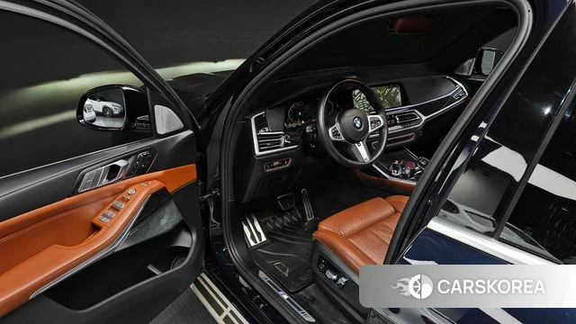 BMW X7 (G07) 2021 Черный из Кореи, фото 2