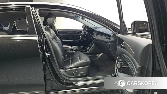 Kia K7 Premier 2020 Черный из Кореи, фото 2