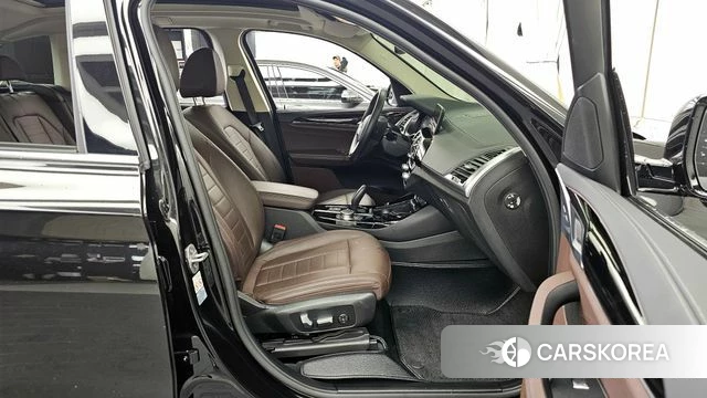 BMW X3 (G01) 2020 Черный из Кореи, фото 2