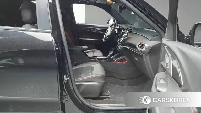 Chevrolet (GM Daewoo) Trailblazer 2021 Черный из Кореи, фото 2
