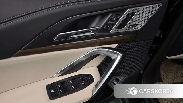 BMW X1 (U11) 2023 Черный из Кореи, фото 2