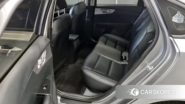 Kia The New K3 2nd generation 2023 Серый из Кореи, фото 2