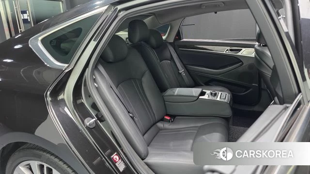 Genesis G80 2018 Черный из Кореи, фото 2